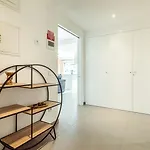 The Green Escape - Albufeira Poolside Retreat