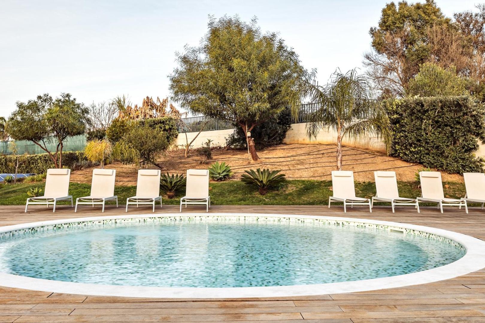 Apartment The Escape - Poolside Retreat