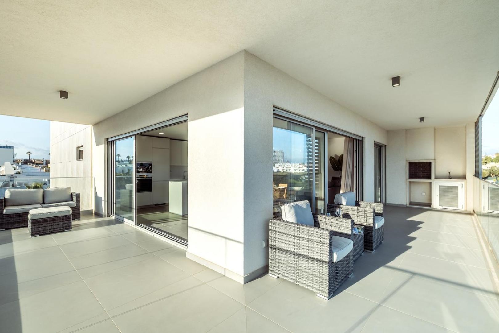The Escape - Poolside Retreat * Albufeira