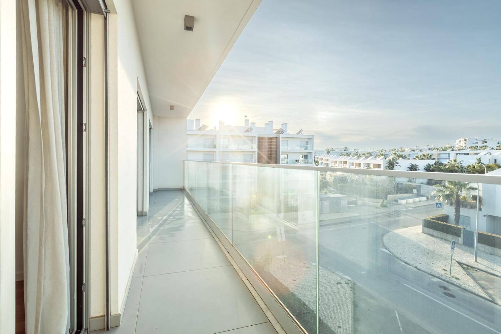 The Escape - Poolside Retreat Apartment Albufeira